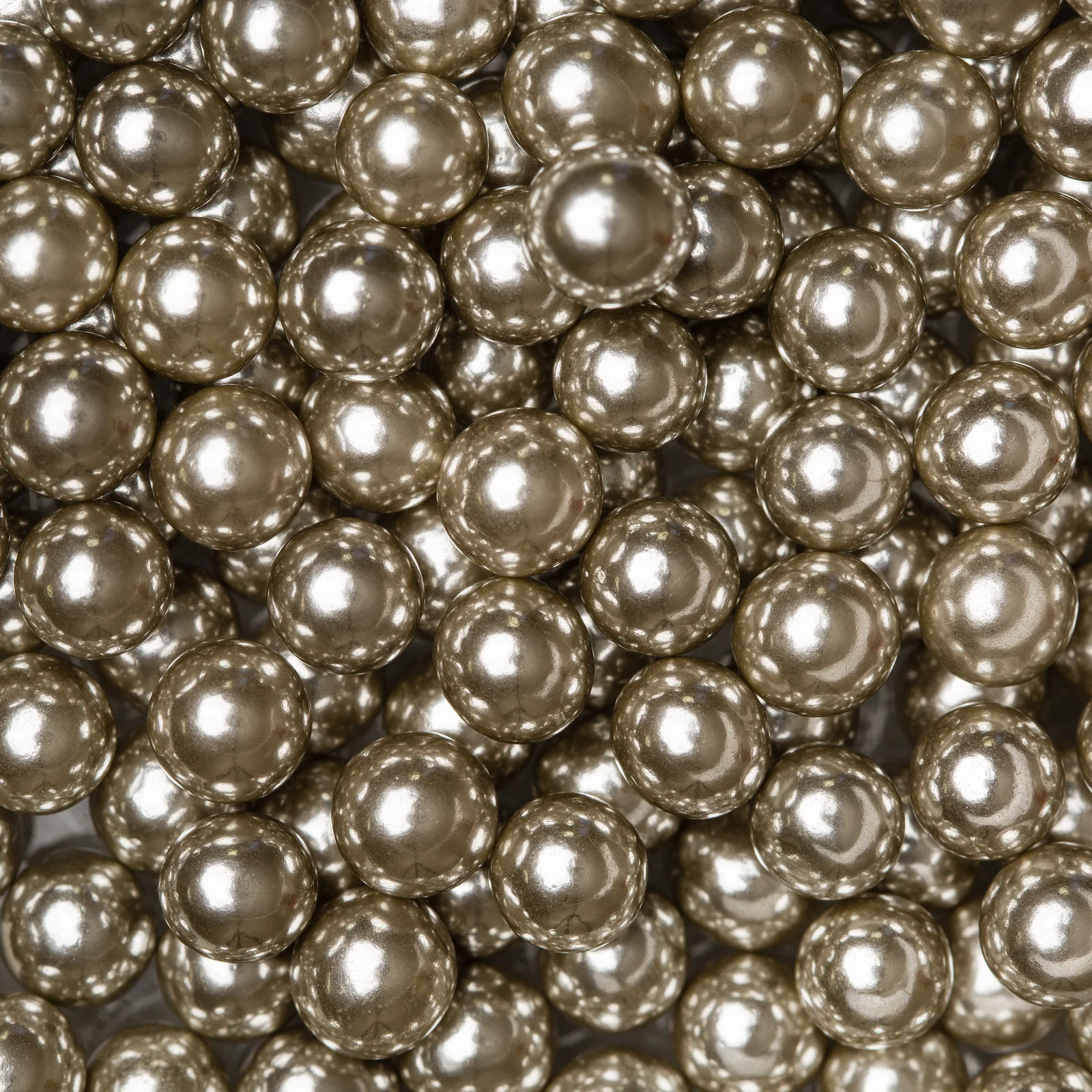 6mm Silver Dragees (For Decoration Use Only) -- 3 oz