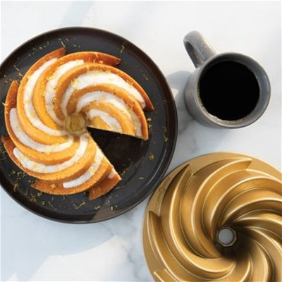 Nordic Ware Premier Collection Heritage Bundt Pan